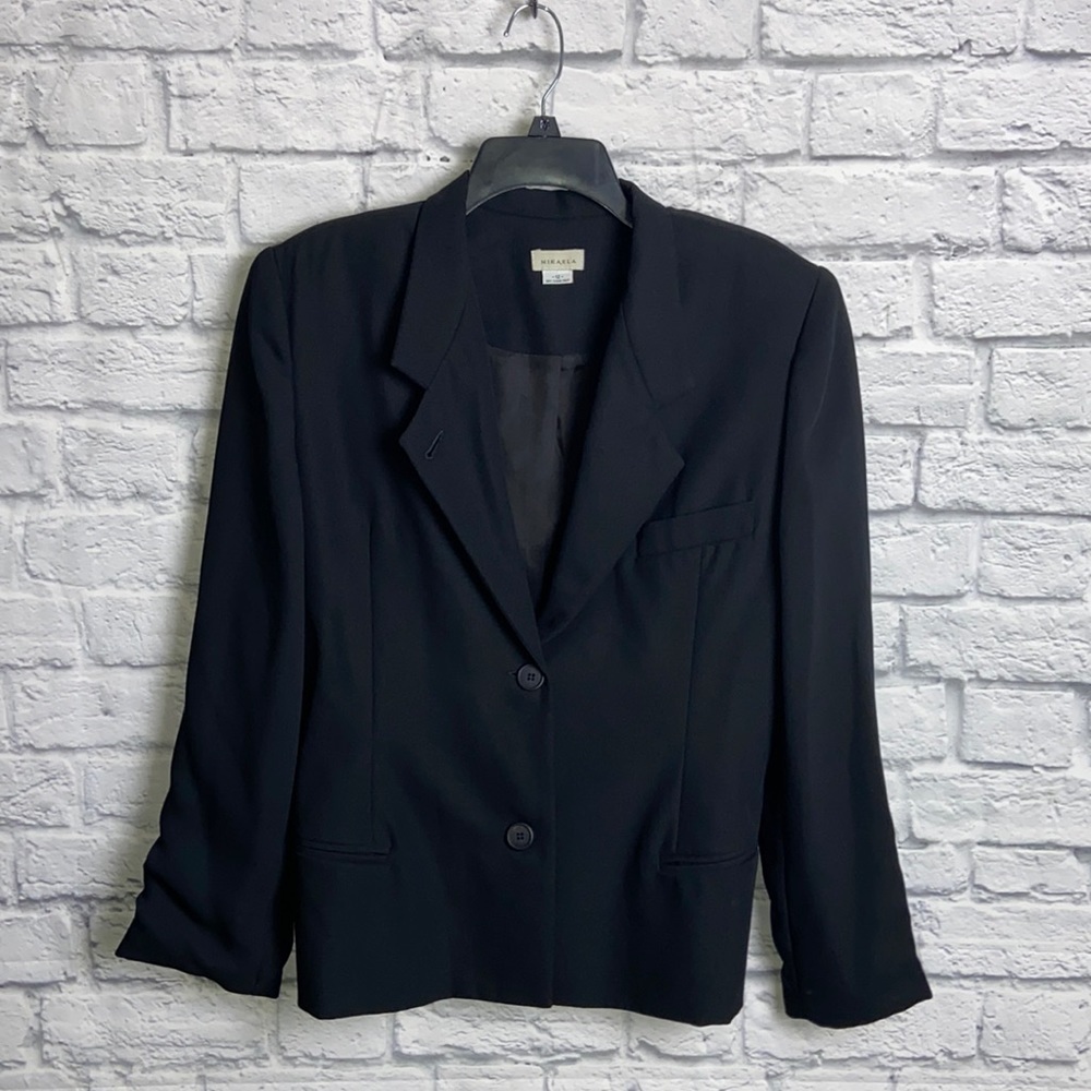 Vintage Mikaela 12 Black 3-Button Blazer Jacket